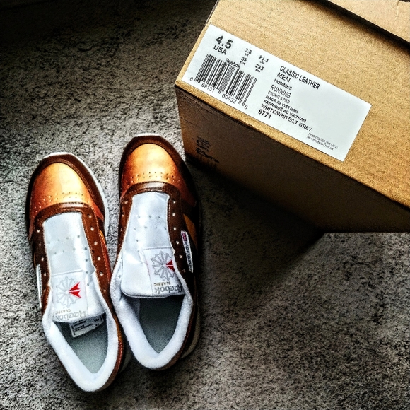 Reebok Classic Leather Sneakers Custom Colors - Picture 4 of 7